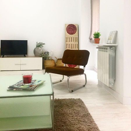 Apartamento Avenida De Portugal لوغرونيو المظهر الخارجي الصورة