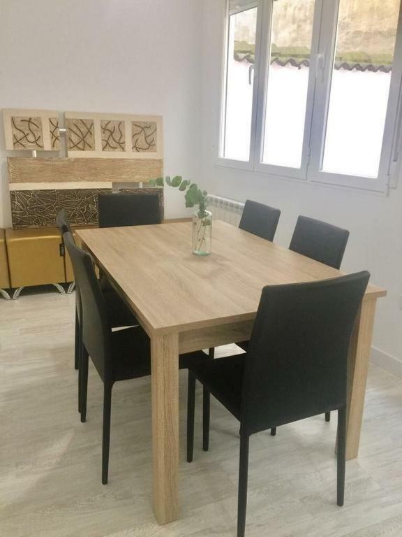 Apartamento Avenida De Portugal لوغرونيو المظهر الخارجي الصورة